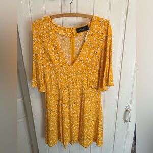 MINKPINK large yellow Floral Midi elbow length sleeve vneck flowy Dress